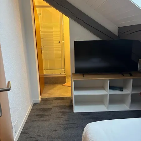 Le Point Du Jour Pensión